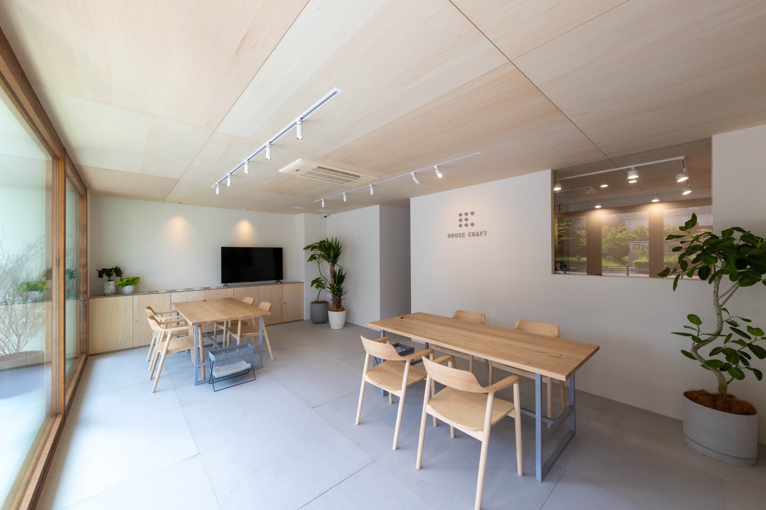 ハウスクラフトの津島スタジオ内観